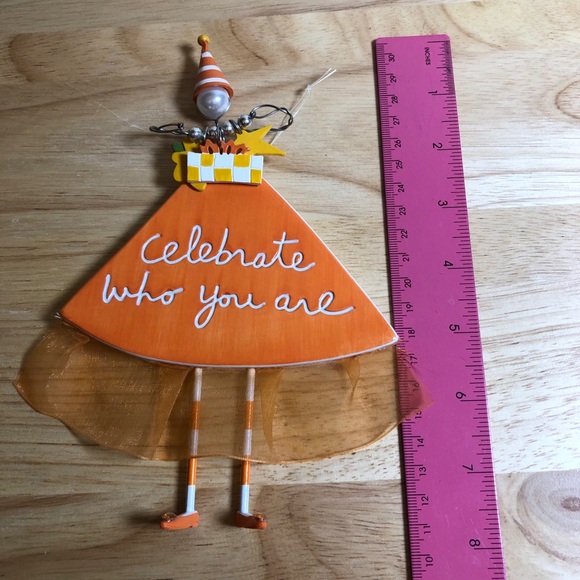 Dep 56 Ornament Wall Art Sandra Magsamen Celebrate Who You Are Fun Gift orange - Picture 8 of 8